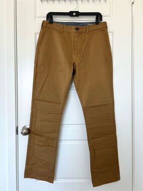 Bullhead // NWOT Men's Business Casual Skinny Chino Pants